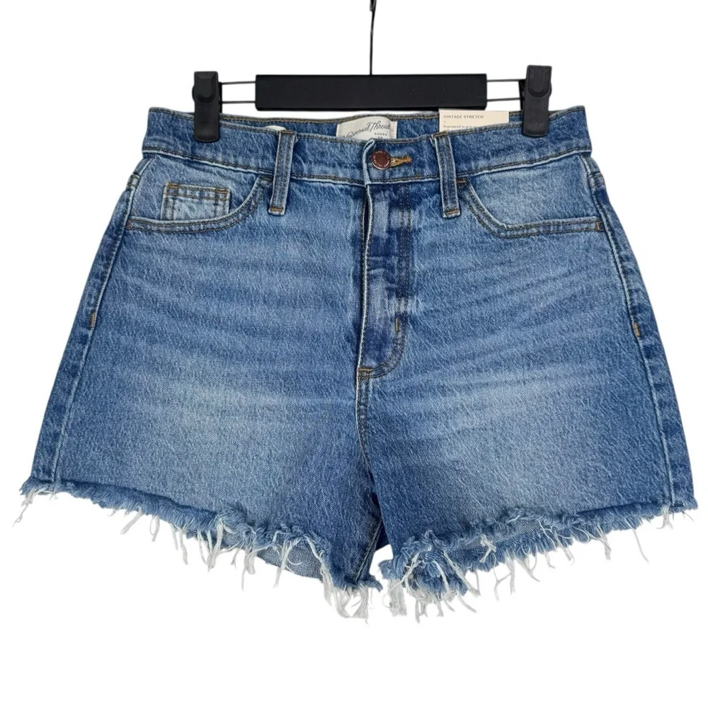 Universal Thread Women’s Highest Rise Shortie Shorts Size 2 Raw Edge Fringe